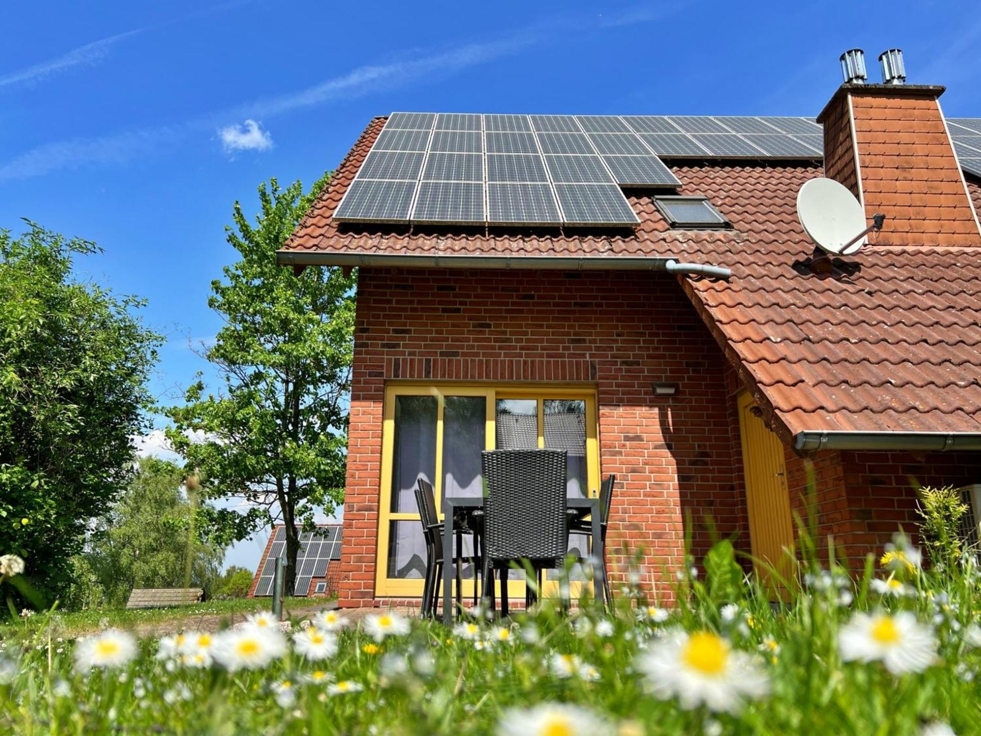 Natur-Ferienpark Nieheim Exterior foto